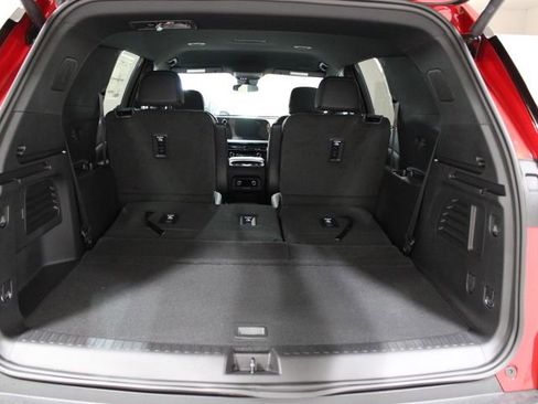 New 2025 Chevrolet Traverse LT w/ Enhanced Driving Package image 50