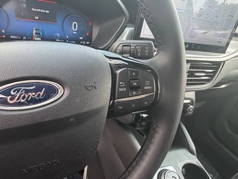 Used 2024 Ford Escape Active w/ Tech Pack #2 FWD image 30