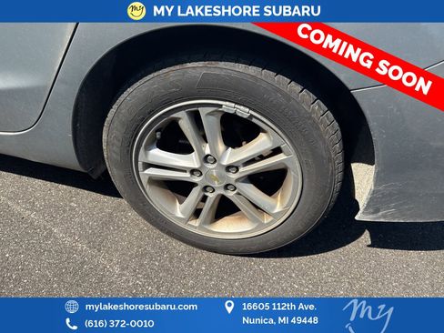 Used 2017 Chevrolet Cruze LT FWD image 7