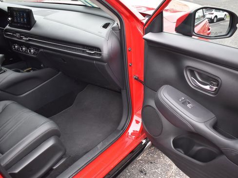 Used 2025 Honda HR-V EX-L image 16