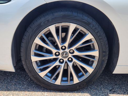 Used 2020 Lexus ES 350 w/ Premium Package FWD image 7