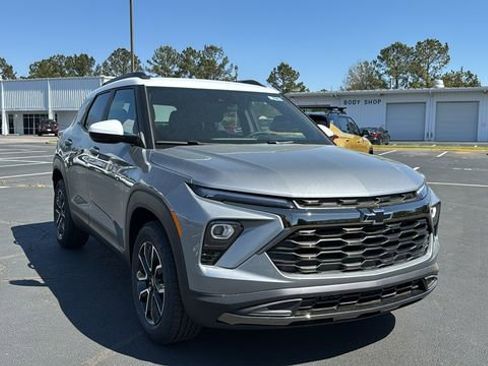 New 2025 Chevrolet TrailBlazer ACTIV w/ Driver Confidence Package FWD image 30