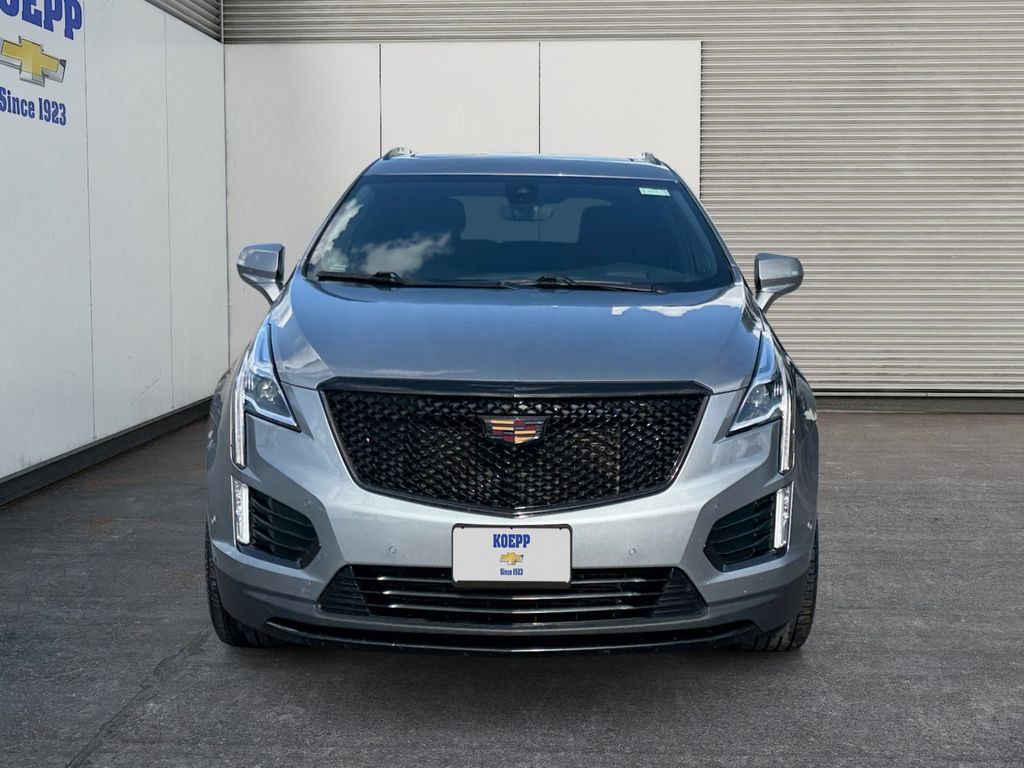 Used 2023 Cadillac XT5 Sportv w/ Technology Package AWD/4WD image 8