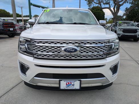 Certified 2019 Ford Expedition Platinum RWD image 9