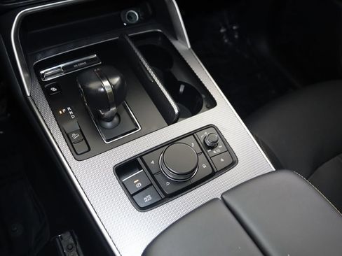 Used 2024 MAZDA CX-90 Plug-In Hybrid w/ Premium Pkg image 31