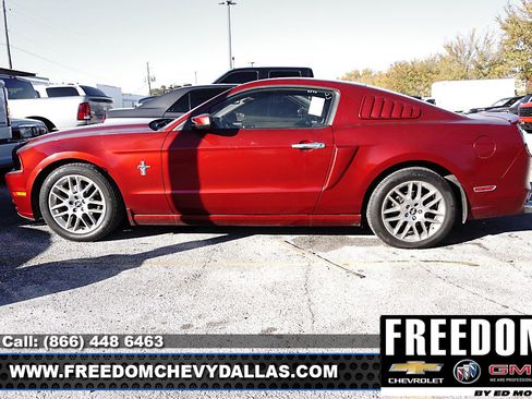 Used 2014 Ford Mustang Premium w/ Equipment Group 202A image 3