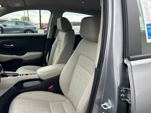 Certified 2024 Honda HR-V LX image 27
