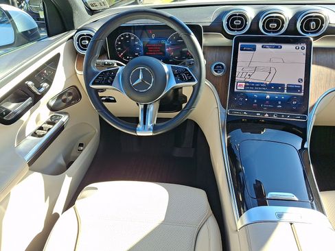 Certified 2023 Mercedes-Benz GLC 300 4MATIC image 11