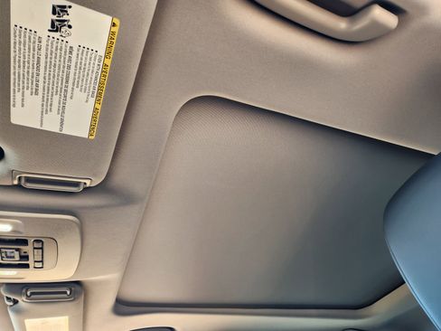 Used 2023 Toyota Camry XSE w/ Navigation Package image 29