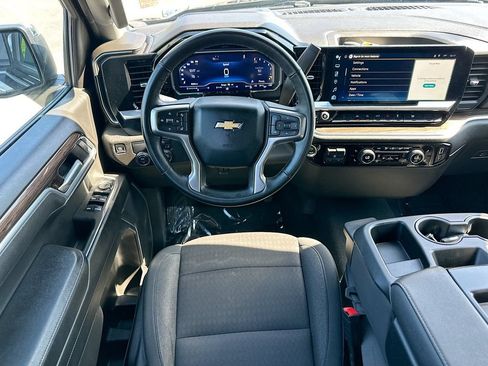 Certified 2025 Chevrolet Silverado 1500 LT RWD image 21