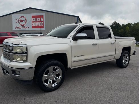 Used 2015 Chevrolet Silverado 1500 LTZ Z71 w/ LTZ Plus Package AWD/4WD image 2