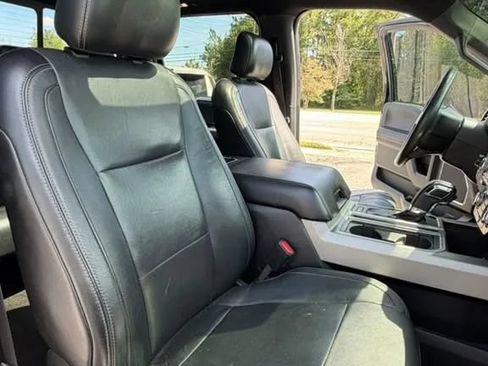 Used 2015 Ford F150 Lariat w/ Equipment Group 502A Luxury AWD/4WD image 15