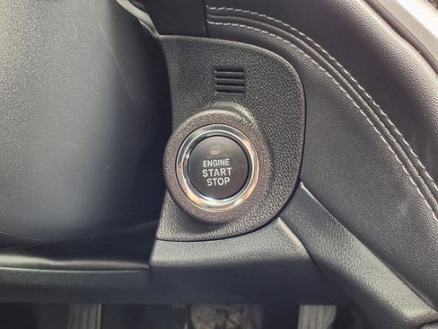 Used 2025 Subaru Outback Limited image 12