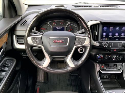 Used 2020 GMC Terrain SLE w/ Driver Convenience Package image 6