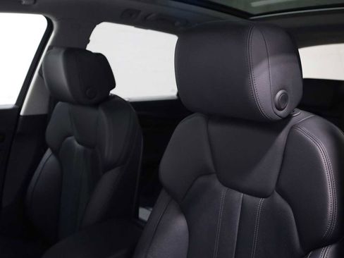 Used 2019 Audi Q5 2.0T Premium Plus w/ Premium Plus Package AWD/4WD image 18
