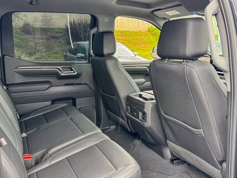 Used 2023 GMC Sierra 1500 SLT w/ SLT Premium Package image 21