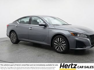 Used 2025 Nissan Altima 2.5 SV FWD video 1