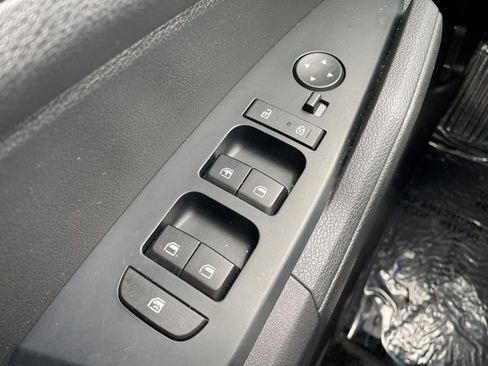 Used 2024 Kia Sportage LX image 22