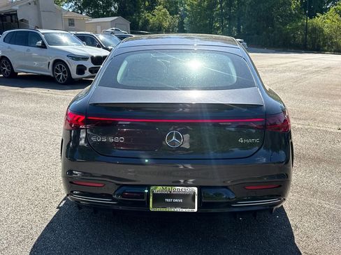 Used 2023 Mercedes-Benz EQS 580 4MATIC Sedan w/ Executive Rear Seat Package image 6