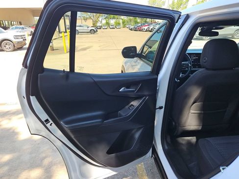 Used 2025 Chevrolet Equinox LT AWD/4WD image 27