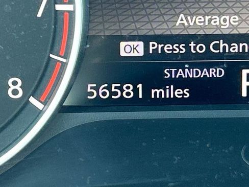 Used 2024 Nissan Rogue S image 10