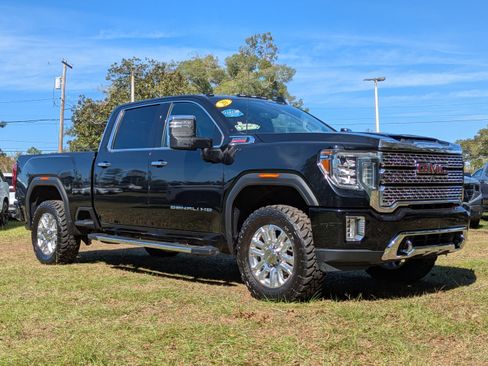 Used 2020 GMC Sierra 2500 Denali w/ Denali Ultimate Package AWD/4WD image 2