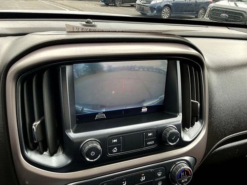 Used 2022 GMC Canyon AT4 w/ Trailering Package AWD/4WD image 18