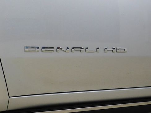 Used 2022 GMC Sierra 3500 Denali w/ Technology Package image 26