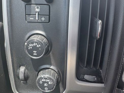 Used 2018 GMC Sierra 1500 SLT AWD/4WD image 20