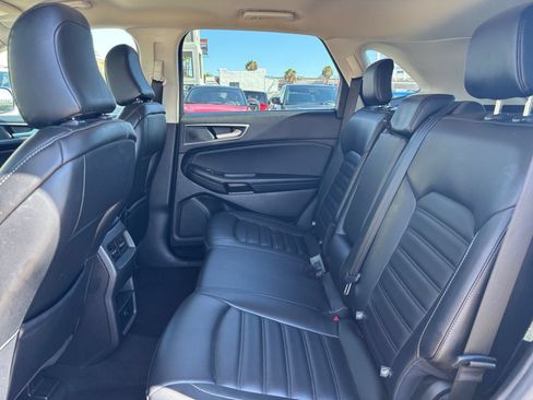 Used 2023 Ford Edge SEL AWD/4WD image 25
