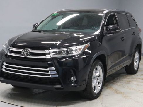 Used 2019 Toyota Highlander Limited AWD/4WD image 8