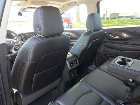 Used 2020 GMC Terrain Denali w/ Denali Premium Package AWD/4WD image 26