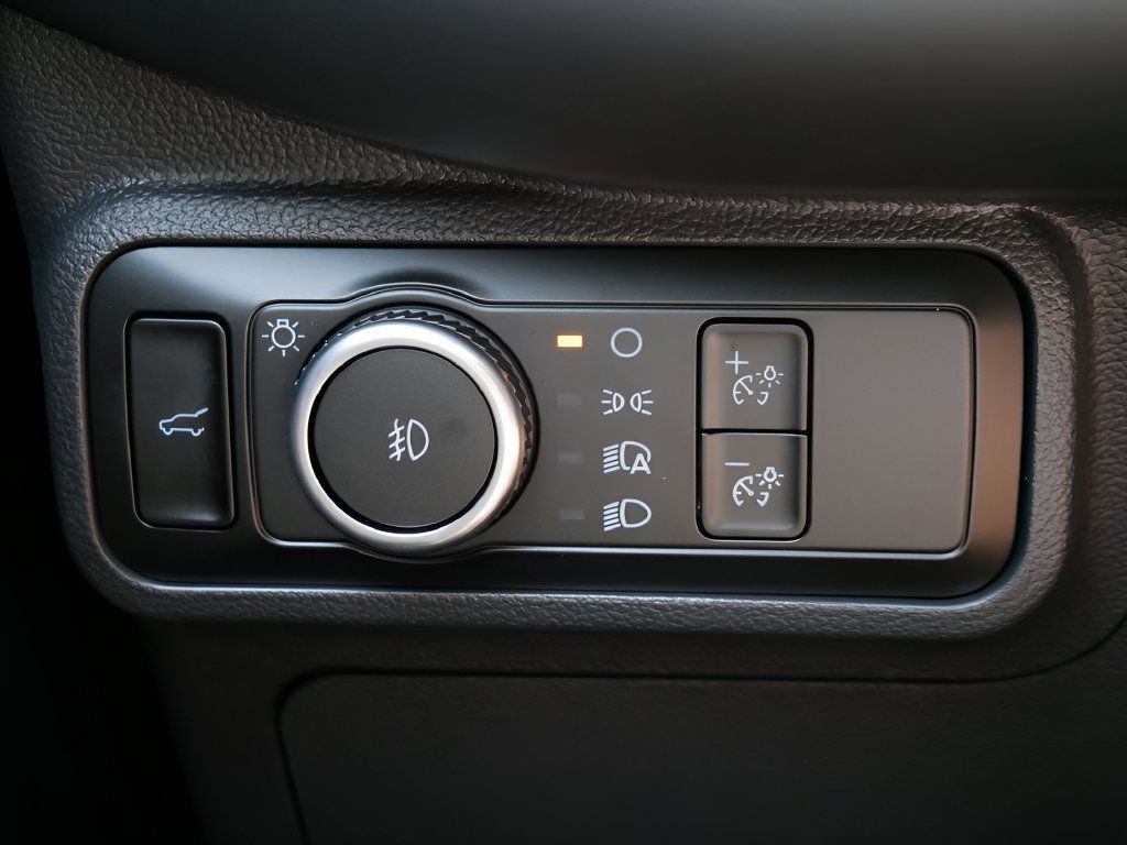 Used 2026 Ford Explorer ST w/ Sun And Sound Package AWD/4WD image 17
