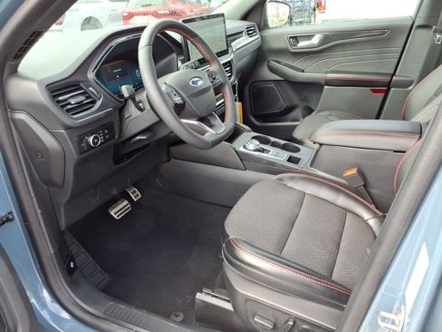 Used 2023 Ford Escape ST-Line Elite AWD/4WD image 10