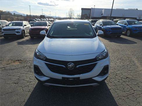 Used 2020 Buick Encore GX Preferred w/ Cold Weather Comfort Package image 8