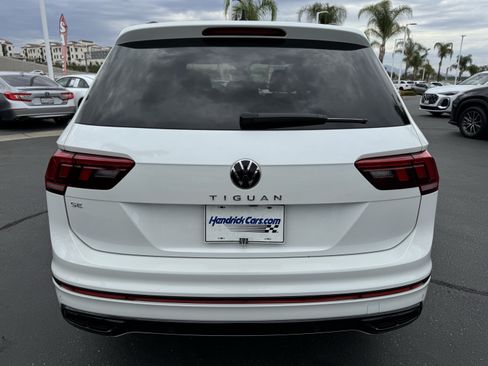 Certified 2024 Volkswagen Tiguan SE R-Line FWD image 7