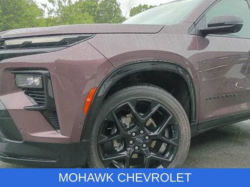 Used 2026 Chevrolet Traverse RS AWD/4WD image 34