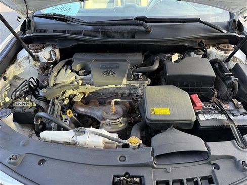 Used 2012 Toyota Camry LE FWD image 14
