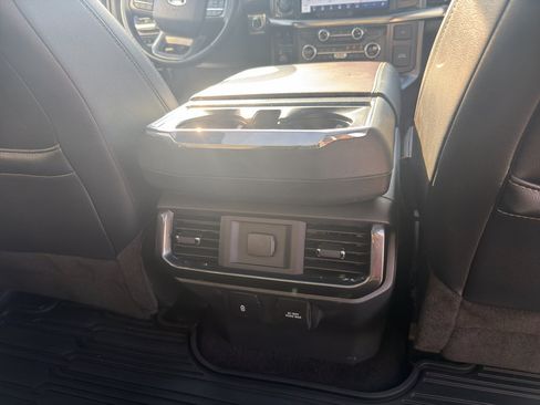 Used 2021 Ford F150 Lariat AWD/4WD image 17