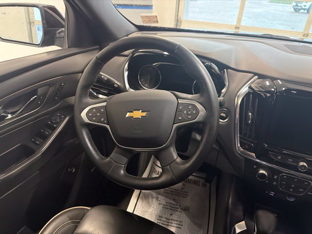 Used 2023 Chevrolet Traverse Premier AWD/4WD image 35