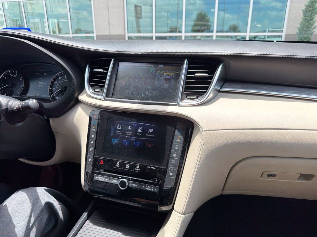 Used 2019 INFINITI QX50 Essential w/ Premium Heat Package FWD image 4