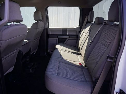 Used 2015 Ford F150 XLT image 31