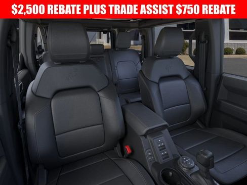 New 2025 Ford Bronco Badlands image 10