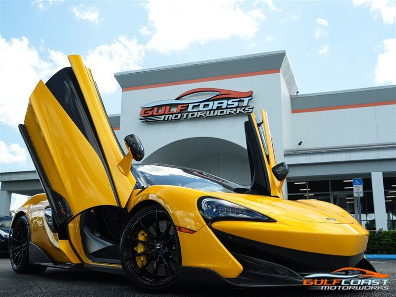 Used 2019 McLaren 600LT RWD image 1