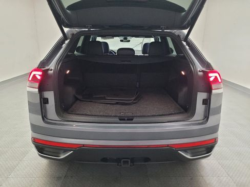 Used 2020 Volkswagen Atlas Cross Sport SEL AWD/4WD image 29