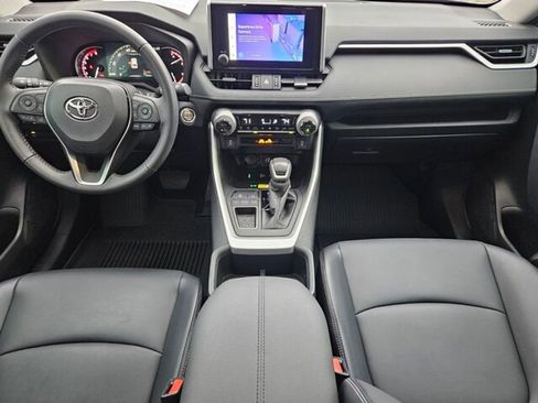 Used 2024 Toyota RAV4 XLE Premium image 10