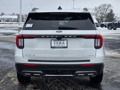 New 2026 Ford Explorer Active w/ Active Comfort Package image 16