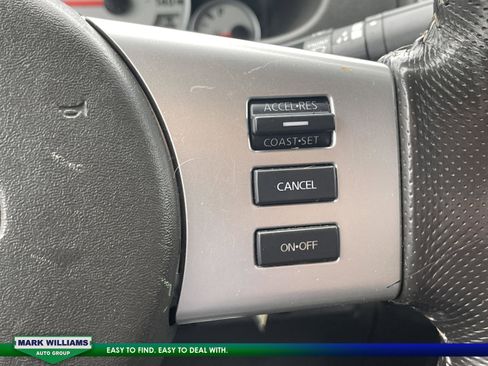 Used 2019 Nissan Frontier PRO-4X image 18