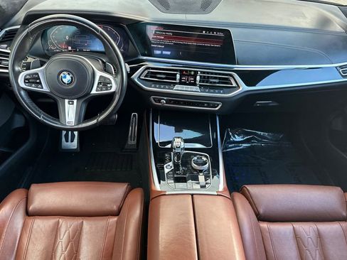 Used 2019 BMW X7 xDrive50i w/ M Sport Package AWD/4WD image 14