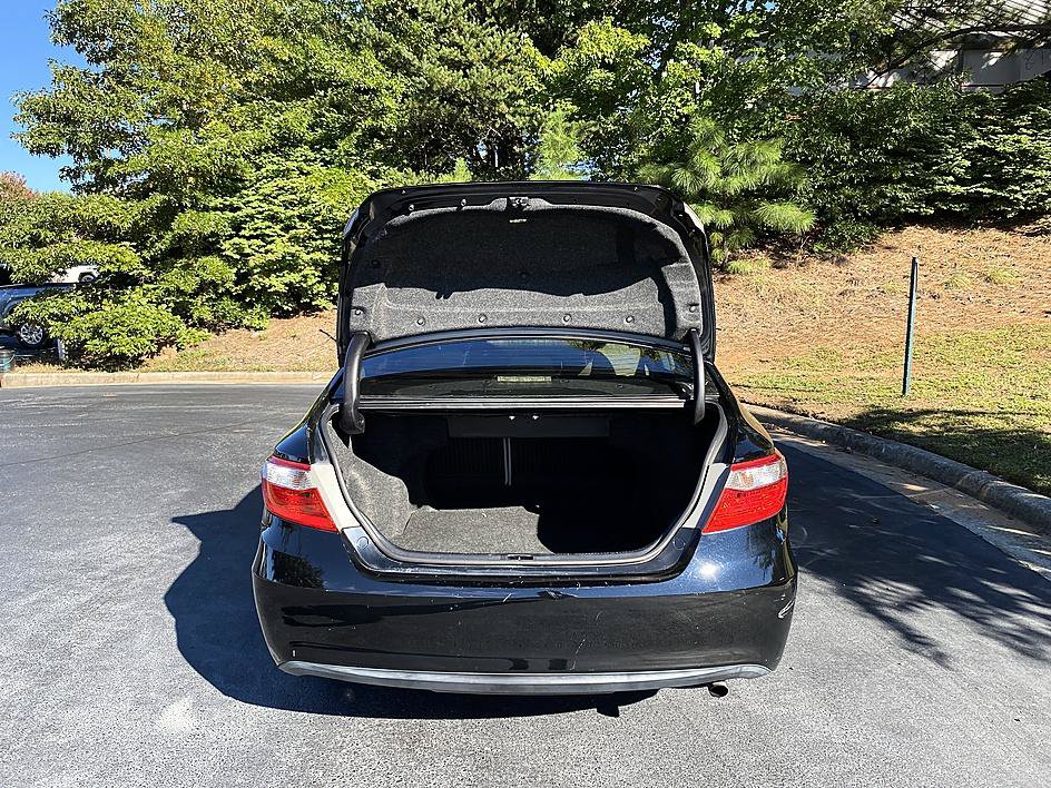 Used 2017 Toyota Camry LE FWD image 24